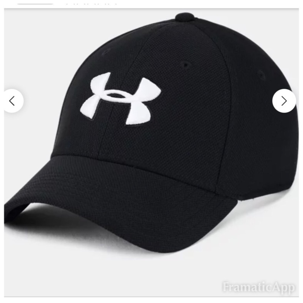 Under Armour ✨ Black Baseball Hat (NWOT) Size L/XL
